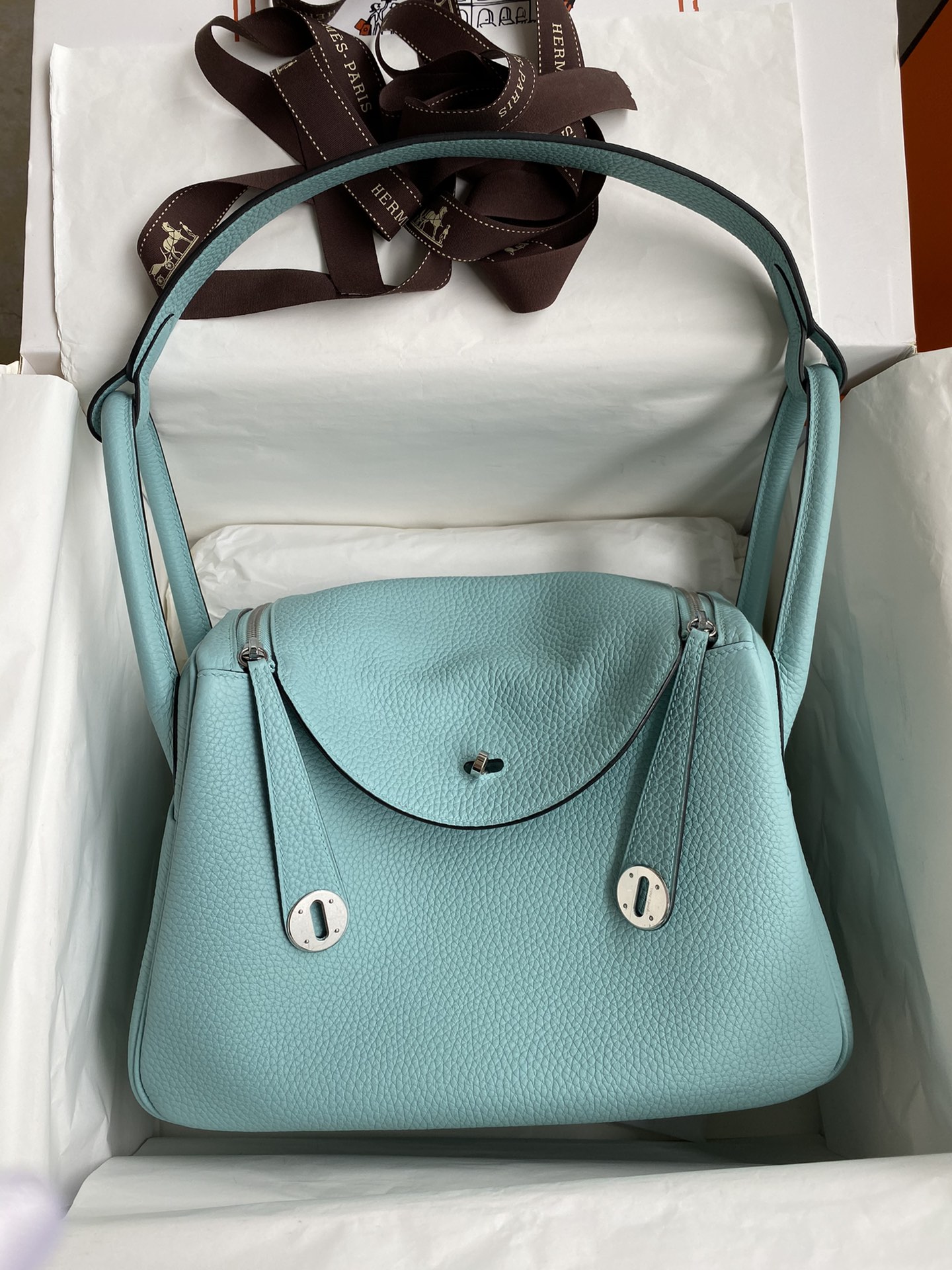 Hermes Lindy 30cm Handbag Shoulder Bag In Lagon Clemence Leather